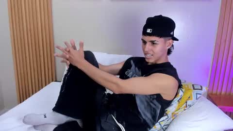 A X E L  online show from July 21, 8:11 pm