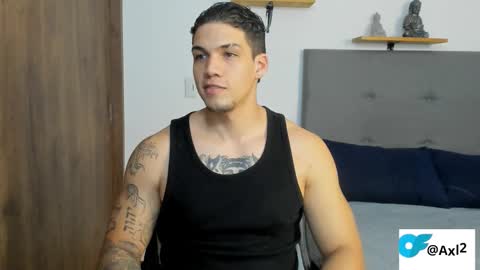 INDEPENDENT MODEL  online show from December 1, 4:21 am