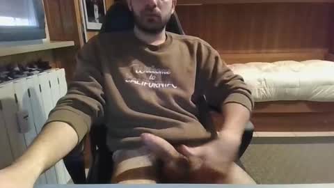 Axel online show from November 15, 10:17 am