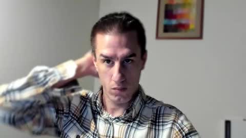 Axl online show from December 17, 12:28 am