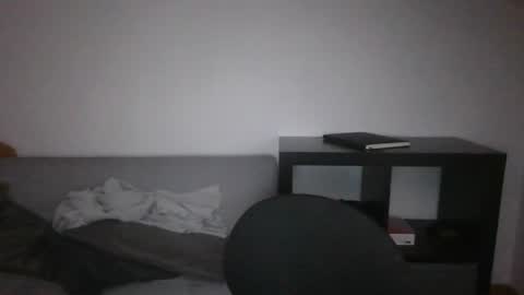 axue online show from June 16, 9:08 pm