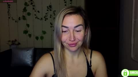 Jully online show from January 13, 6:37 pm