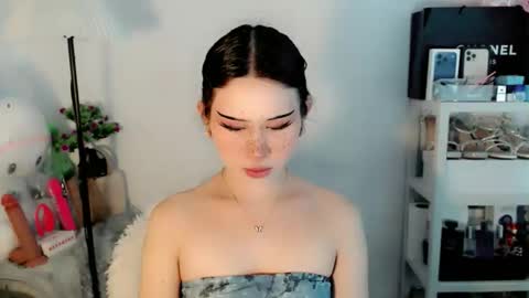 AYAHOSHILOVESYOU online show from March 8, 3:21 am