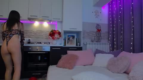 Snapshot of ayannajoyy chatting on February 1, 1:34 am Ayanna online show from February 1, 1:34 am