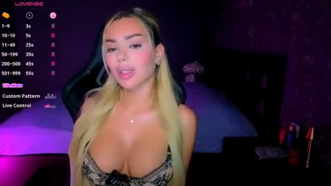  Ayla Demir  online show from July 28, 8:12 pm