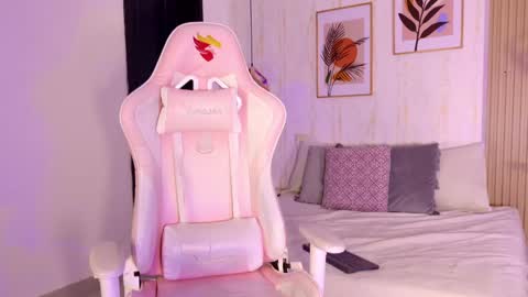 Ayleen online show from October 2, 12:37 pm