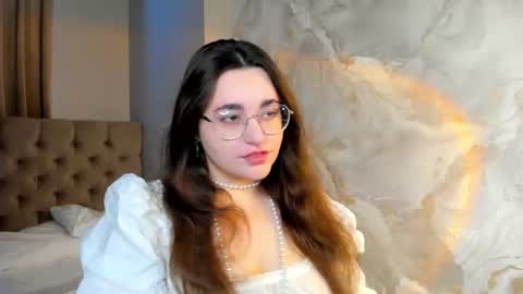 Ayleen online show from June 14, 2:57 am