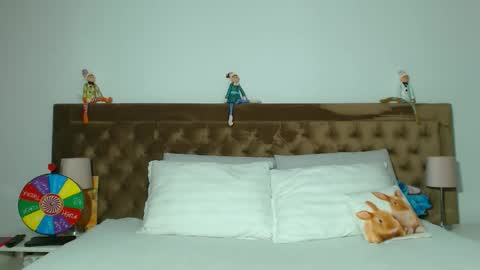 Aylin online show from November 17, 4:48 am