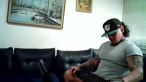 Ayrton naffah2 online show from February 17, 8:52 pm