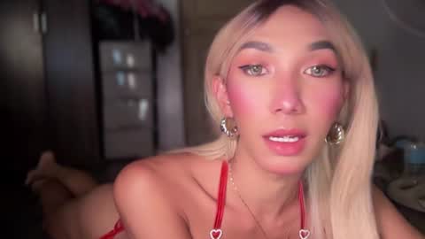 azalea_cum69 online show from June 18, 2:50 am