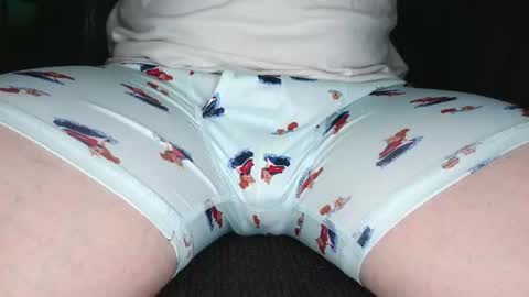 azrul_9 online show from July 3, 2:16 am