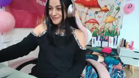 Azucena R online show from May 6, 4:13 pm