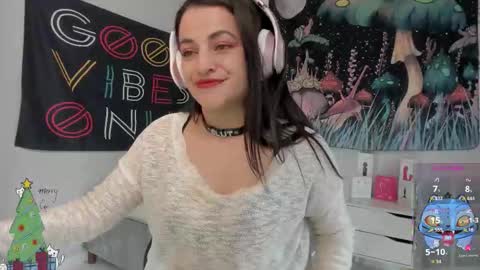 Azucena R online show from December 18, 8:04 pm