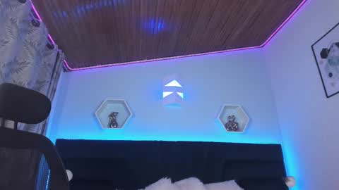 Alice online show from March 6, 10:30 am