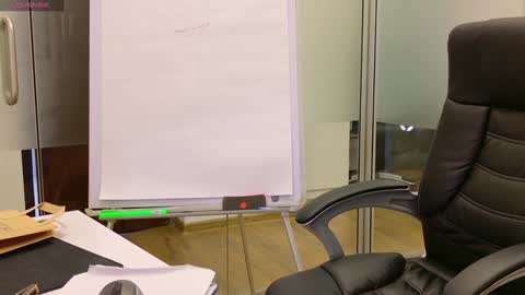 Olivia and Lexi online show from February 26, 8:17 am