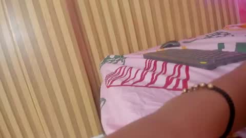 baby__peach___ online show from July 4, 11:14 am