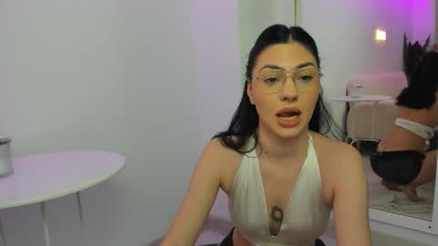 baby_ava_ online show from February 16, 9:35 pm