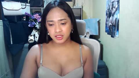 cassandra online show from September 11, 7:59 pm