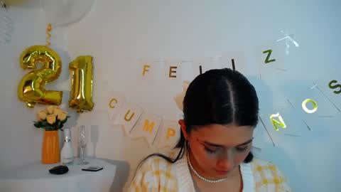 BABY HONEY online show from January 11, 1:48 am