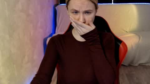 baby_kitte online show from April 16, 2:44 am