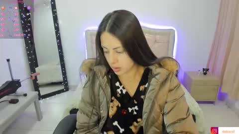 Dulce  Stefa  online show from December 16, 7:15 am