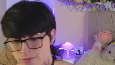 Snapshot of baby_xian chatting on March 1, 1:32 am  Dani  online show from March 1, 1:32 am