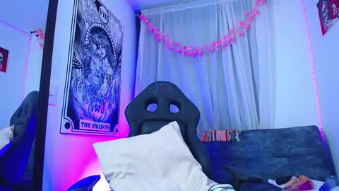 MARIA online show from February 6, 1:09 am