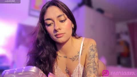 Snapshot of babychaos_ chatting on October 1, 1:05 am Mariana  online show from October 1, 1:05 am