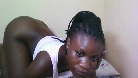 PRISCILLAH online show from November 7, 11:40 pm