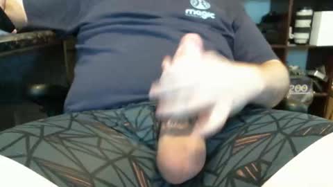 backwoodboy93 online show from April 12, 10:58 pm