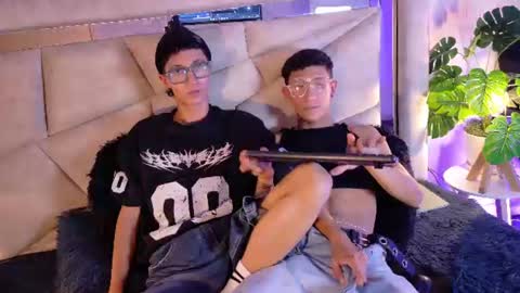 Damian  online show from June 14, 5:53 am