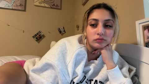 badbihdani18 online show from July 3, 3:44 am