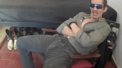 Mexican livin Off the Wall online show from November 13, 6:21 pm