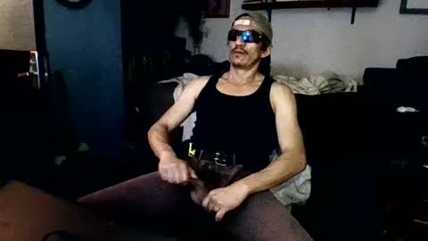 Mexican livin Off the Wall online show from October 9, 3:45 am