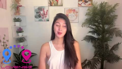 Joshaine online show from April 3, 4:25 pm