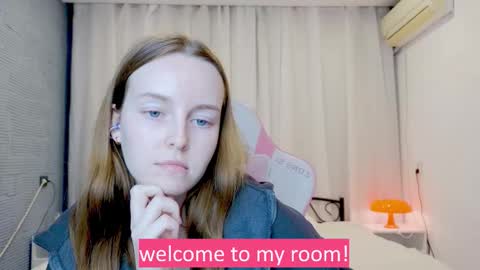 Snapshot of bae_cake__ chatting on October 6, 7:31 pm Alice online show from October 6, 7:31 pm