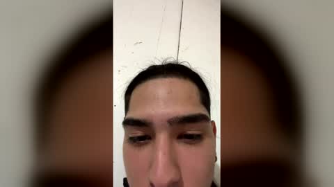 baguil02 online show from April 17, 11:45 am