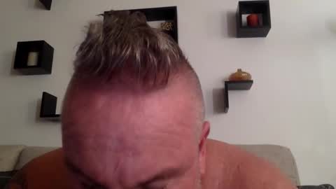 Snapshot of banana5289 chatting on October 21, 8:34 pm banana5289 online show from October 21, 8:34 pm