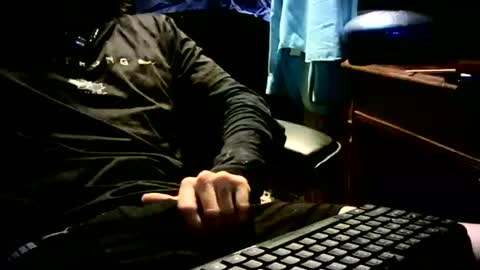 Snapshot of banginondadrumsalldaylong chatting on January 29, 12:24 pm banginondadrumsalldaylong online show from January 29, 12:24 pm