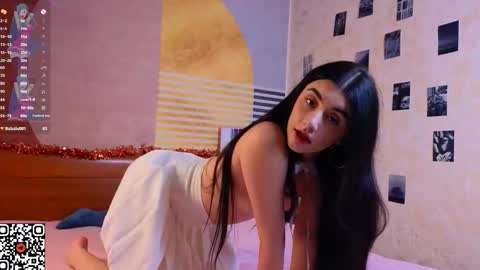 Mily online show from December 22, 4:36 pm