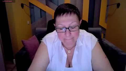 barbaraturners online show from March 12, 6:53 pm