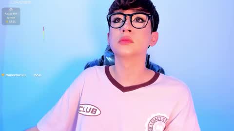          I work from home this is my room 3 online show from October 30, 9:10 am