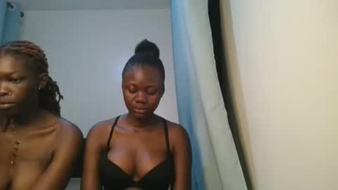 queen online show from February 25, 11:08 pm