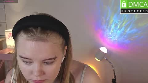 Barbie Staze online show from April 8, 3:31 am