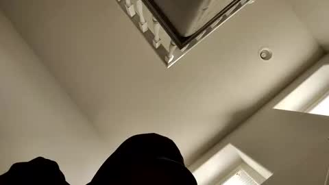 barniemay online show from December 22, 4:03 pm