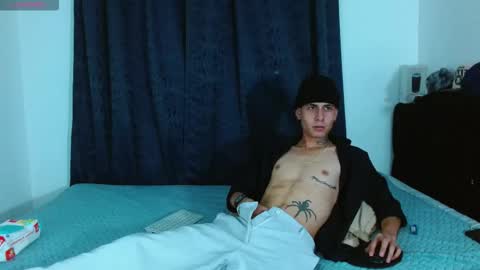 Bastian online show from December 22, 11:00 pm