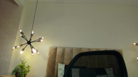 Bastian online show from November 9, 3:15 pm