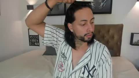 bastian_jones1 online show from July 11, 3:11 am