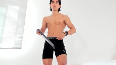 Bastian Maalouf  online show from October 7, 8:16 pm