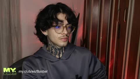 Bastiel online show from April 18, 2:24 am